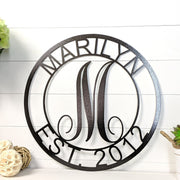 ROUND SCROLL MONOGRAM Family Name